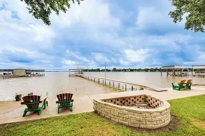 Image de Private Dock & Deck: Eagle Mountain Lake Retreat!