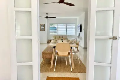 Image de Ocean Breeze Apartment - 3bd/2bath - Steps From The Best Beach In San Juan, Pr