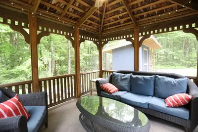 Image de Enjoy a Cozy White Mountain Adventure at this Private Single-Family Home! (Mv118c)