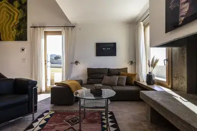 Casa Cinghiale: Luxurious villa with private pool, tennis court & stunning view!