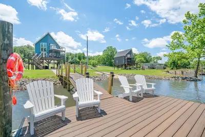 Image de Beach cottage on the Catawba River with lots of outdoor space!
