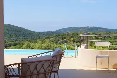 Image de Belle Villa Récente Avec Piscine, sud de la Corse à 7 mn des Plages