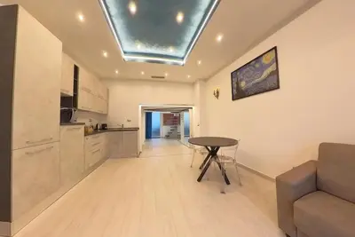 Image de Vangogh Casa Vacanze - Affari A 100mt Mm1 Gorla Lingue Parlate Inglese -italiano