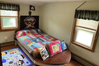 Image de Newly Renovated 4+ Br by Cape Cod Beaches