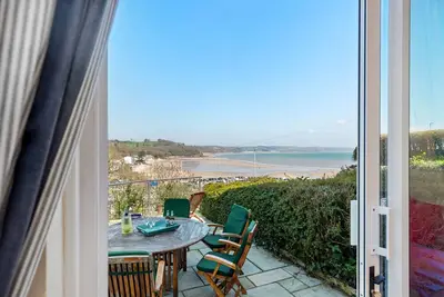 Image de White Sails - Beach and Harbour Views