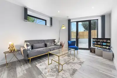 Image de A stylish collection of one, two, and three bedroom apartments!