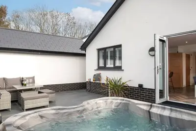 Image de The Paddock - Lovely Cottage with Hot Tub