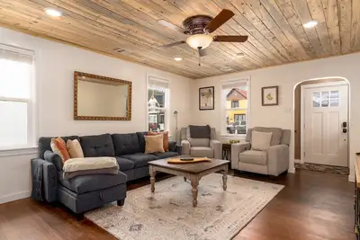Image de Charming Home in the Heart of Anaconda