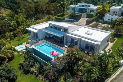 Image de V01 Casa Paraíso Villa with infinity pool & jet tub