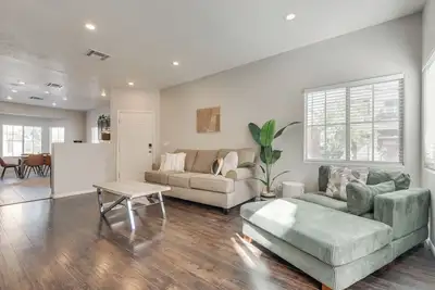Image de Modern Upscale Retreat in Vegas