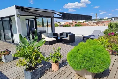 Image de Nid spacieux et lumineux avec belle terrasse