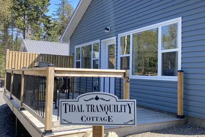Image de Tidal Tranquility Cottage with waterfront