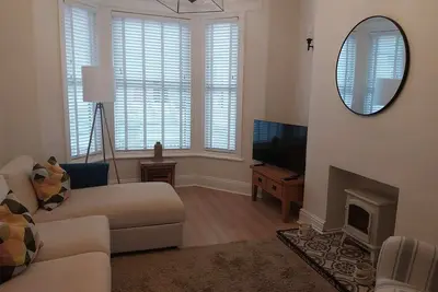 Image de 47 Elmville Avenue Su