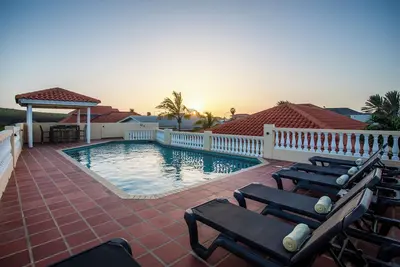 Image de Vakantiehuis Huren op Curaçao Villa Paulina Luxe Vakantievilla Huren op Curaçao