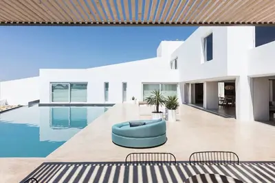 Image de Luxury Santorini Villa | Villa Echo | 6 Bedrooms | Two Private Pools & Amazing Sea Views | Gym | Massage Room | Oia