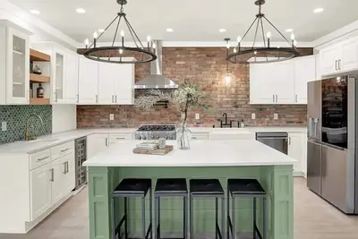 Image de The Hoosier House! An entire property experience!