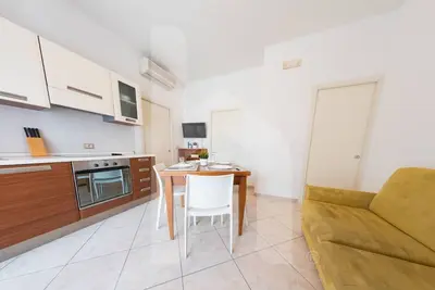 Homiday - Felicioni Alba Adriatica, Three Bedroom Apartment on the Ground Floor