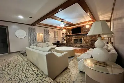 Image de Newly refurbished 6br over 2000 sq ft. near Beale Street