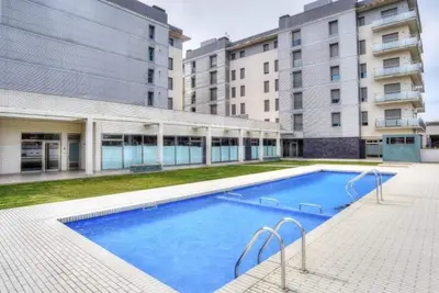 Image de Votre appartement méditerranéen idéal à Sant Antoni de Calonge – avec piscine et jardin à deux pas de la mer 🌴🌊