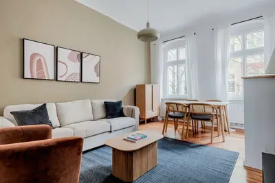 Image de Modern Prenzlauer Berg 2br, Furnished & Equipped, by Blueground