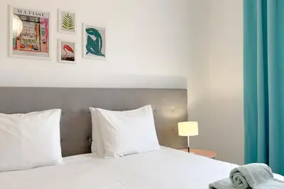 Image de Apartment with View of the Historic Wall