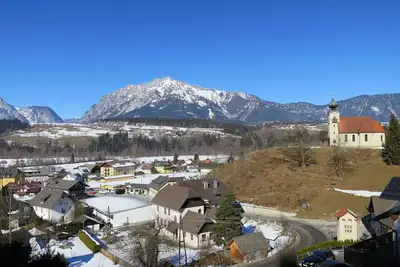 Image de Joli appartement avec Wifi, bain à remous, Tv, terrasse, vue panoramique et parking