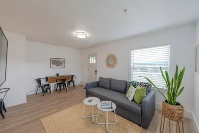 Image de #StayInMyDistrict Cypress Cottage Coos Bay