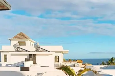 Image de 3bed villa rooftop with sea and mountain view Flic-en-Flac Mauritius