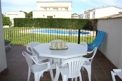 Image de VillaMimoses piscine et jardin communautaire, A/C, Wifi, 300m de la plage.