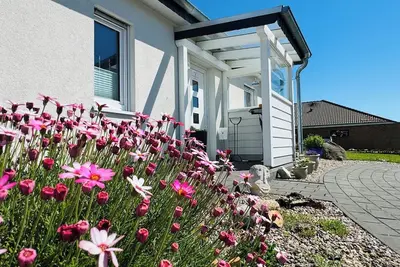 Image de Vacation apartment \"Ostsee-Brise\" in Hasselberg.