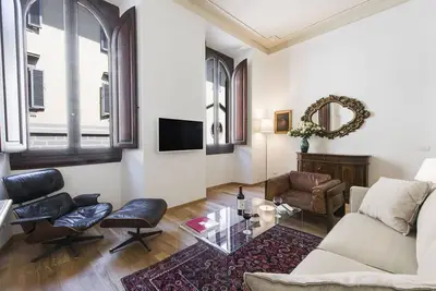 Image de Appartement à Florence avec 3 chambres à coucher, 6 couchages