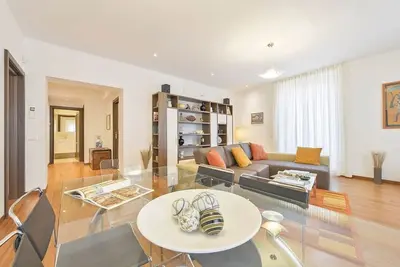 Image de Appartement à Florence avec 2 chambres à coucher, 4 couchages