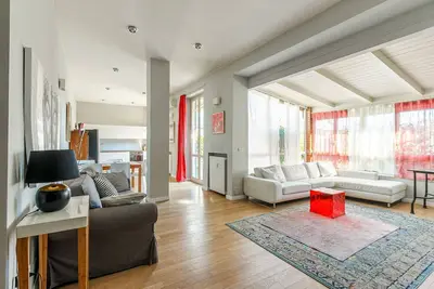 Image de Appartement à Milan avec 2 chambres à coucher, 4 couchages