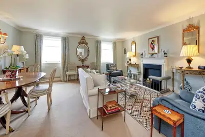 Image de Beautiful & Spacious, 2 Bed in South Kensington