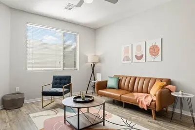 Image de Paradise Cozysuites with Pool and Jacuzzi 13