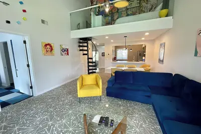 Image de Modern Villa with Resort Perks | 2br + Loft | 9e Windsor Court