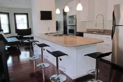 Image de Luxury 2 bds/2 bths between Harvard and Mit