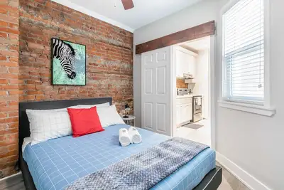 Image de Upscale 2br Condo with Netflix - Prime Location