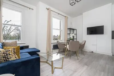 Image de Spacious 3 bd close to Central London Westfield
