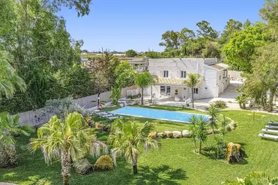 Villa Mediterraneo by Villa Plus
