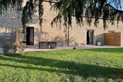 Image de Agréable Maison Familiale Proche Dinan. Cadre Verdoyant et Convivial!