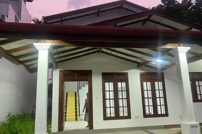 Image de Ferienhaus im Villenvirtel von Gonapinuwala, nur Einige Km vom Strand Entfernt
