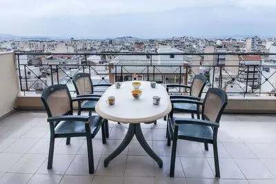 Image de Koridalos 3 Bd Terrace Apt with Spectacular Views