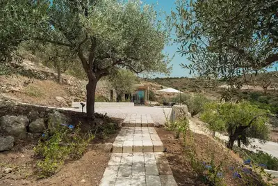 Image de Villa with Boutique Resort Amenities for 4 Adults with Private Pool