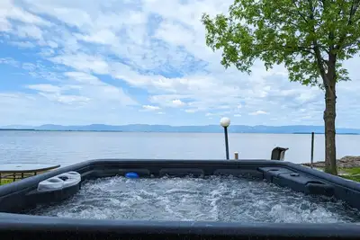 Image de Les Chalets Bleus - Refuge cozy près du fleuve et nature - Chalet 4