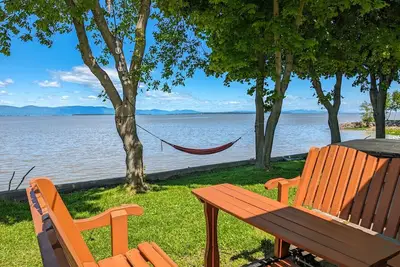 Image de Les Chalets Bleus - Chalet familial aux abords du fleuve! - Chalet 7