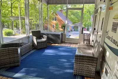 Image de Glamping with a partial lake view, 30 minutes to Clemson University