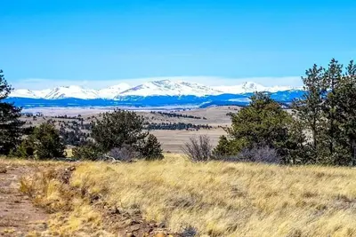 Image de Primitive bring your own tent hammock or camper