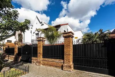 Luxury House Villa Devoto