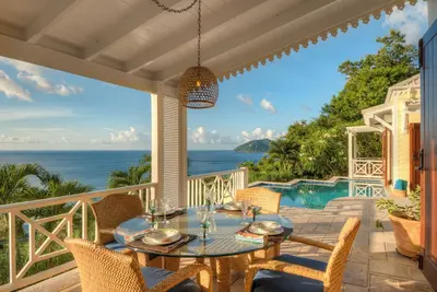 Dun Reach - a sophisticated & calming tropical retreat